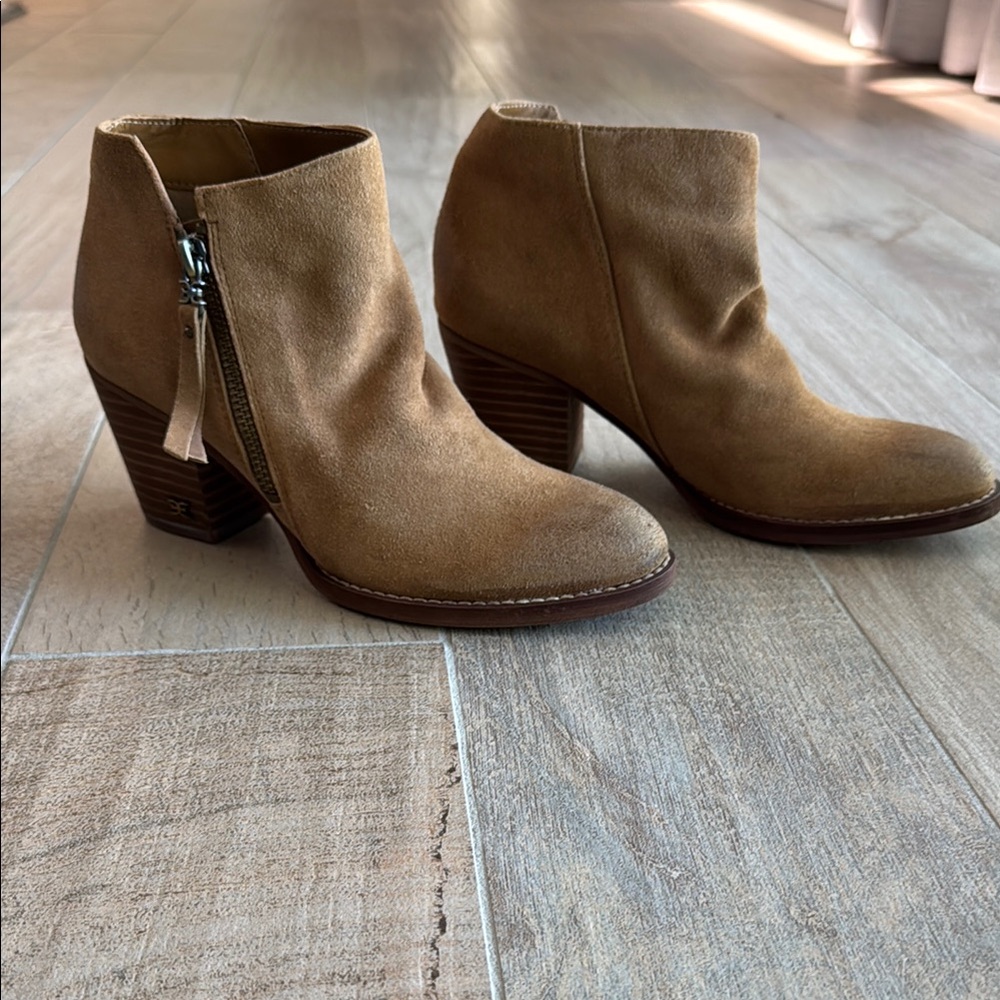 NEW Sam Edelman Macon camel Tan Ankle Booties Suede SIZE 6 Chunky Heel